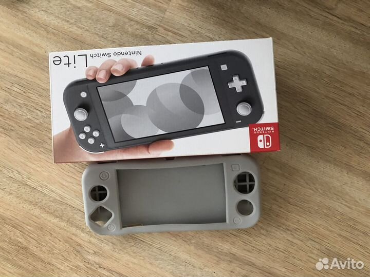 Nintendo switch lite с играми