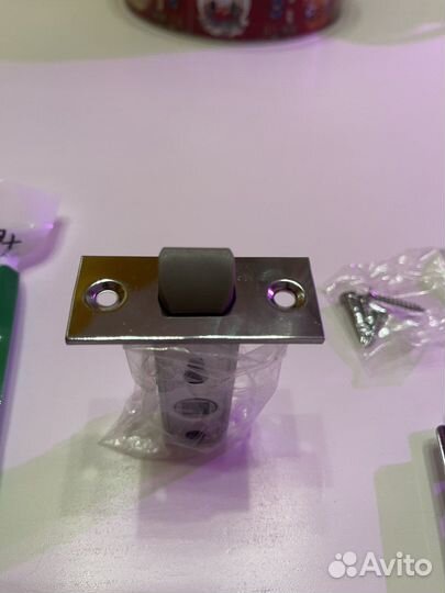 Дверная защелка