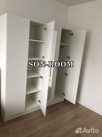 Шкаф с зеркалом