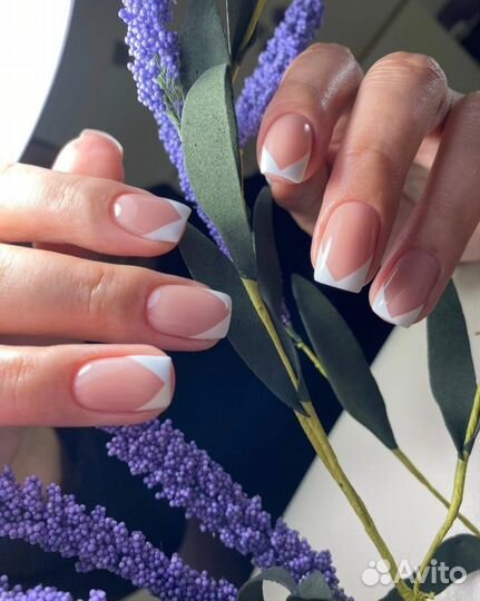 Мастер маникюра и педикюра