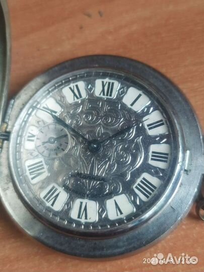 Часы карманные