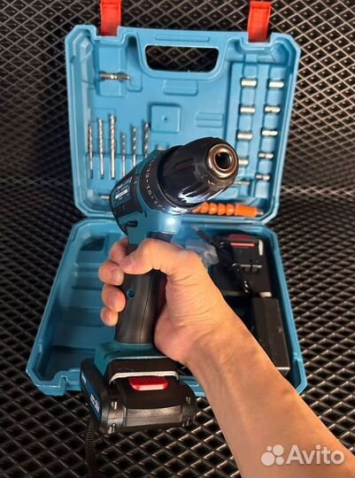 Шуpуповepт ударный Makita 26v 5А/ч Новый