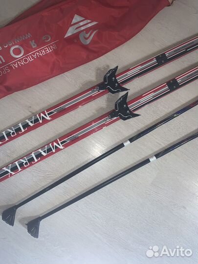 Лыжные палки с чехлом + сапоги