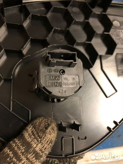 Накладка декоратвная торпедо левая BMW F10