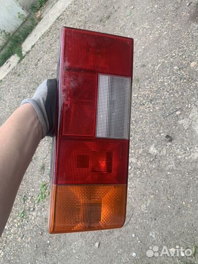 Фонарь задний левый 2114
