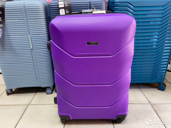 Чемодан размер l