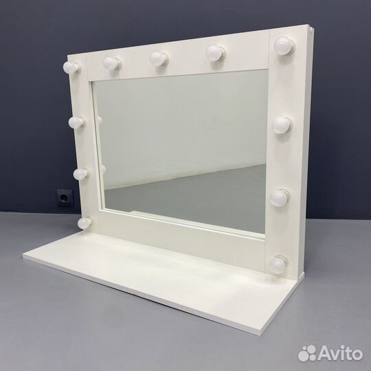 Зеркало гримерное с подсветкой