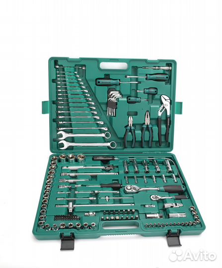 Набор инструмента Rossvik UST143 (143 предмета)