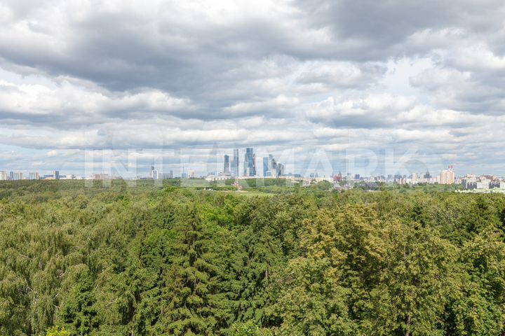 6-к. квартира, 693 м², 7/7 эт.