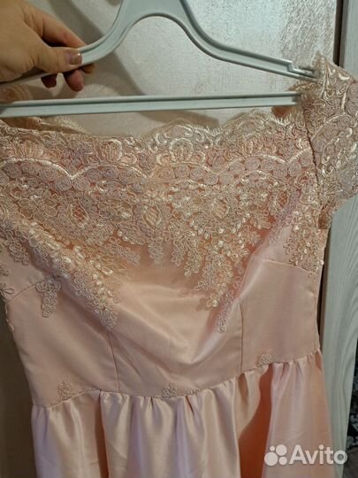 Вечернее платье