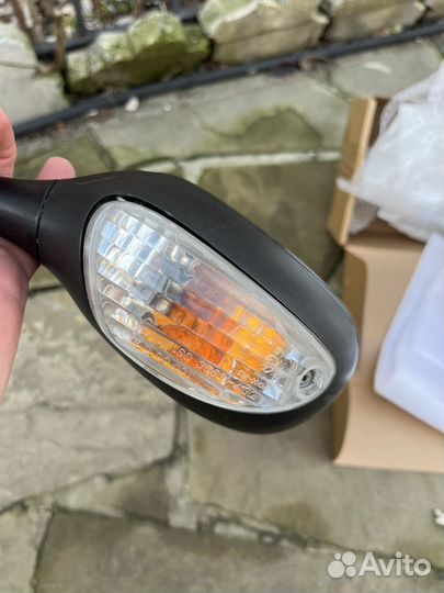 Левое зеркало suzuki gsx-r