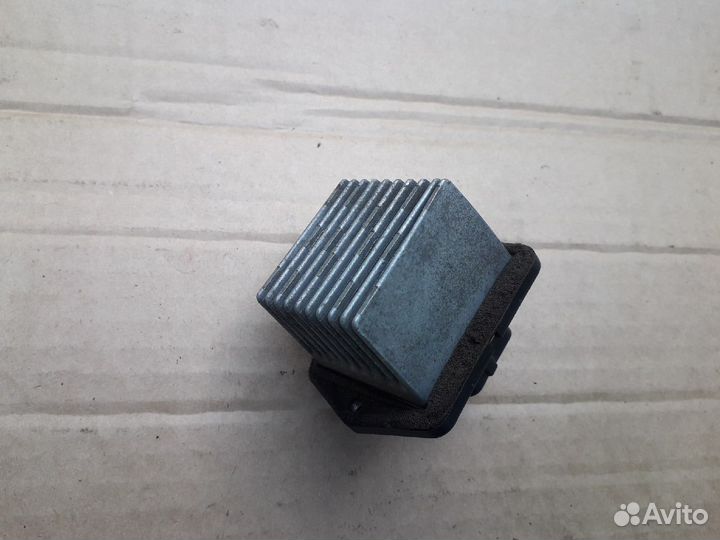 Резистор отопителя Mitsubishi Lancer,ASX,Outlander