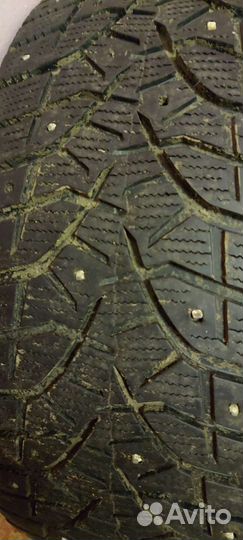 Bridgestone Blizzak Spike-02 225/50 R17