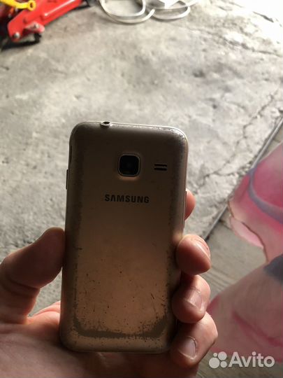 Samsung Galaxy J1 Mini SM-J105H, 8 ГБ