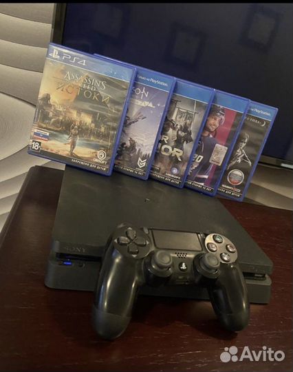 Sony PS4 slim
