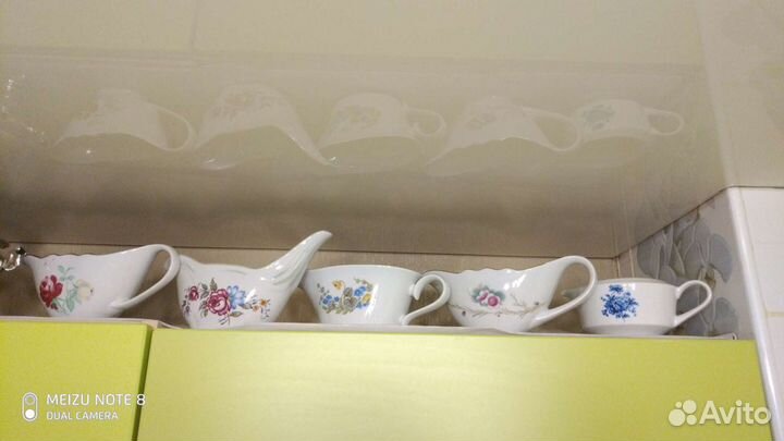 Подставка для яиц и другая посуда