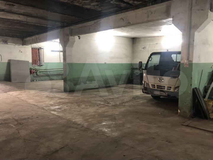 Машиноместо, 18 м²