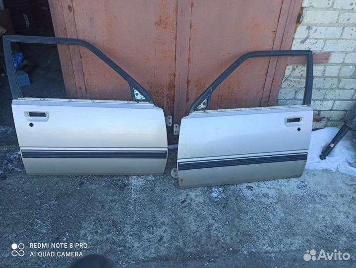 Двери на toyota Camry SV11 L