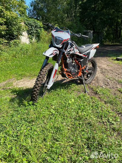 Продам эндуро 250