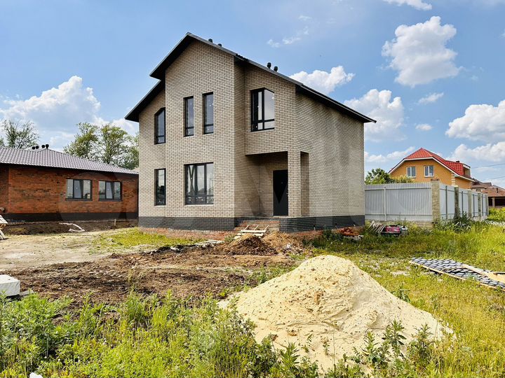 Коттедж 122 м² на участке 10 сот.