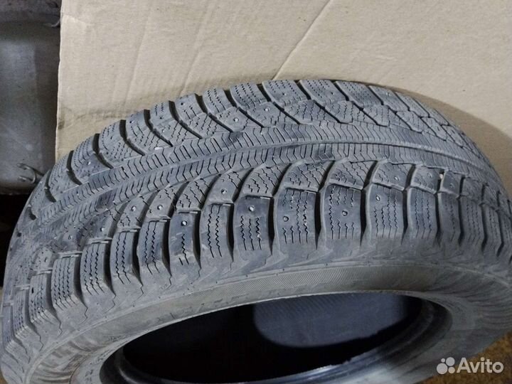 Matador MP 30 Sibir Ice 2 SUV 215/65 R16