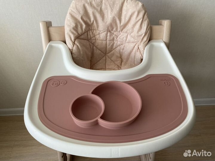 Силиконовая тарелка ezpz stokke tripp trapp