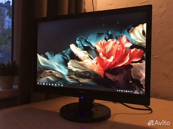 Монитор 22 дюйма
