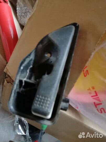 Замок задн.лев двери Ford sierro 88bba220k78bb