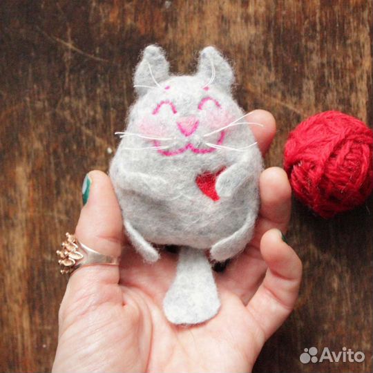 Коты. Сувенирные. Брошь. Брелок