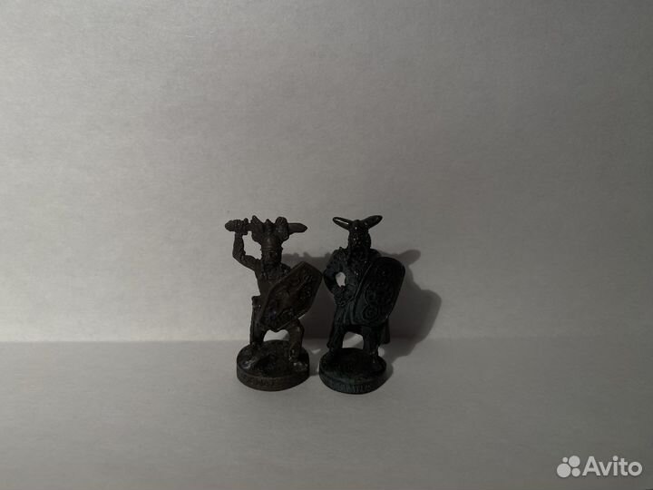 Киндер (ландрин) металлические солдатики