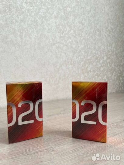 Escentric molecules 02