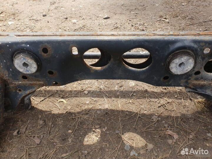 Подрамник задний Audi Q5