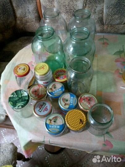 Банки разные