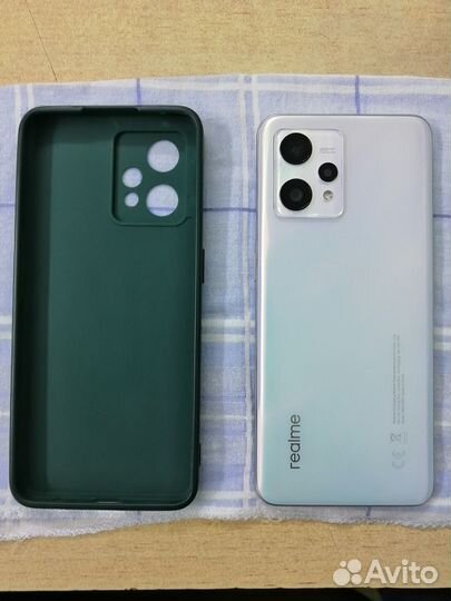 Мобильные телефоны бу realme