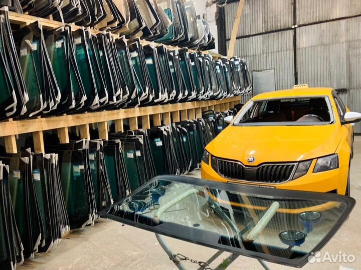 Лобовое стекло Skoda Octavia a7