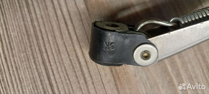 Дворники на фары ваз 2105