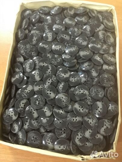 Пуговицы