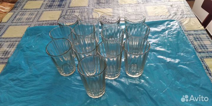 Стеклянные стаканы