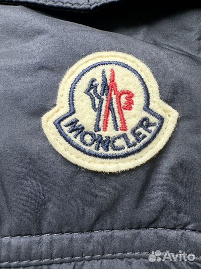 Moncler оригинал пуховик 14 лет