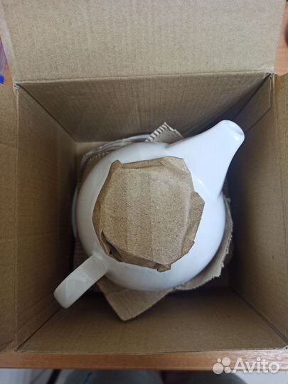 Чайник заварочный фарфоровый