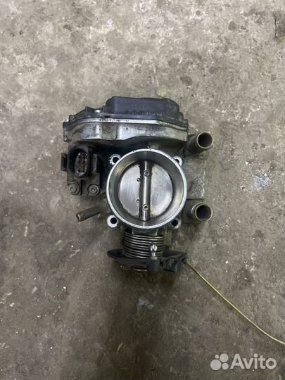 Дроссельная заслонка пассат б 5 AEB ADR 1,8