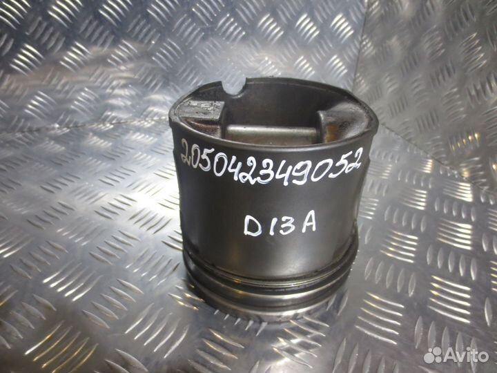 Поршень Volvo 21309212