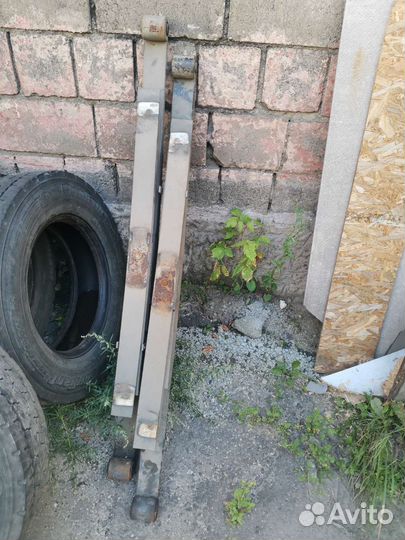 Рессоры задние Исузу NQR-75, 71