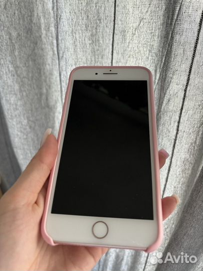 iPhone 8 Plus, 64 ГБ