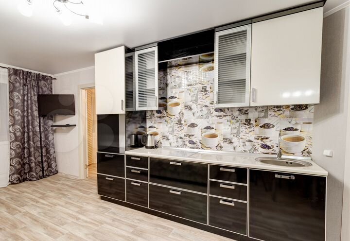 2-к. квартира, 50 м², 3/10 эт.