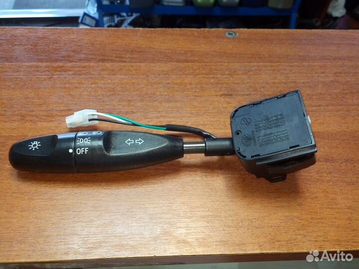 Переключатель света 96215551 Дэу Нексия