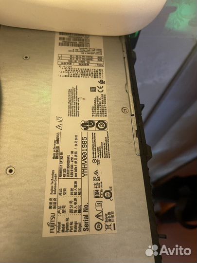 Fujitsu primergy RX1330 M4