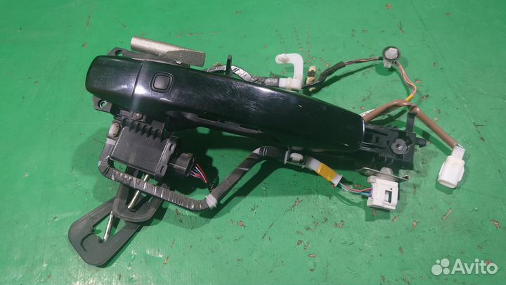 Ручка двери внешняя передняя R TLC200 toyota Land