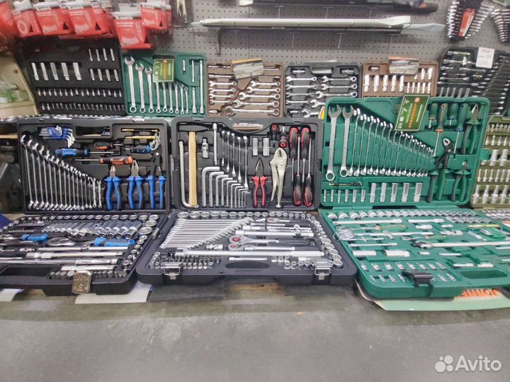 Набор инструментов 142пр jonnesway