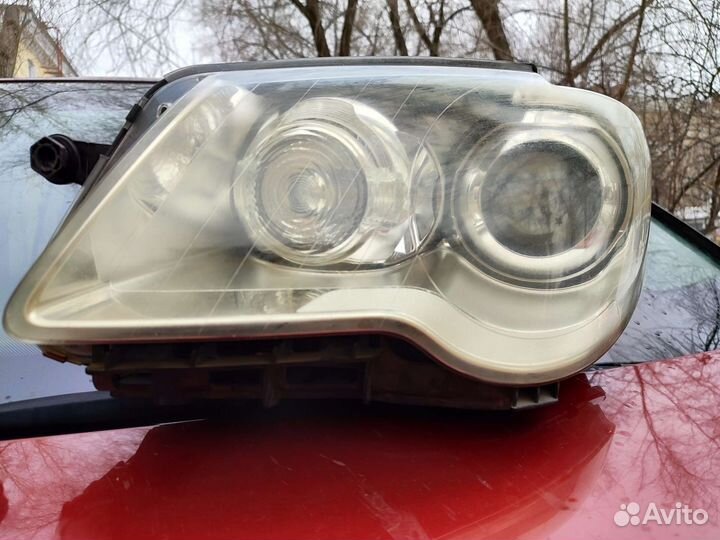 Фары ксеноновые Volkswagen Touran рестайлинг